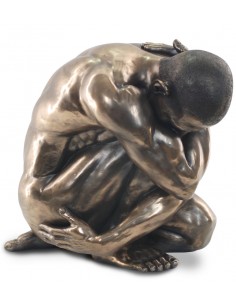 Figura hombre desnudo
